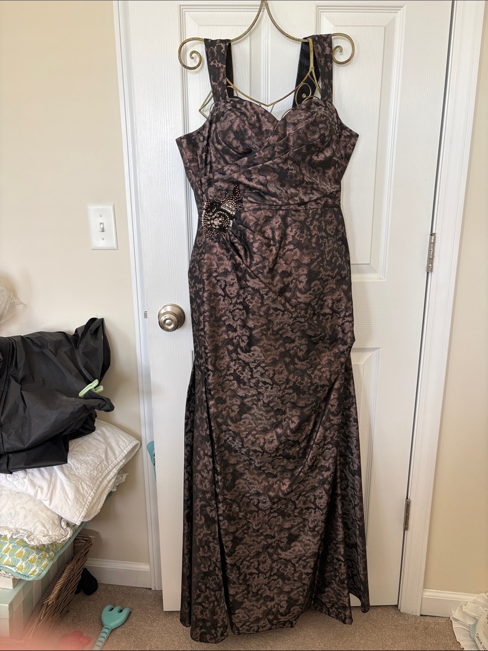 David Meister Black and Burgundy Metallic Jacquard Maxi Dress I am 5’4” size 6